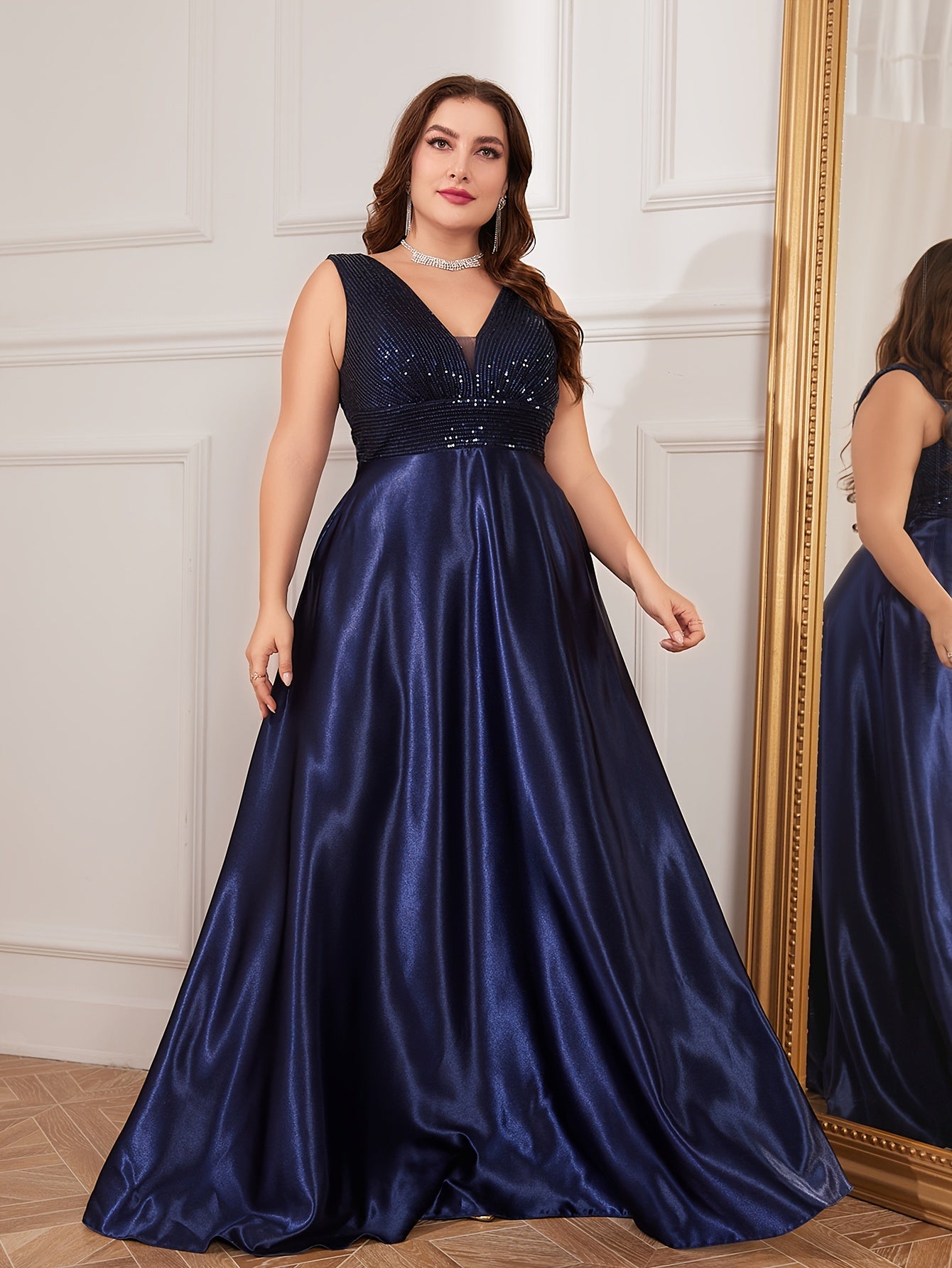 Plus Size Sequin Decor Bridesmaid Dress, Elegant V-neck Sleeveless Dress | XUIBOL