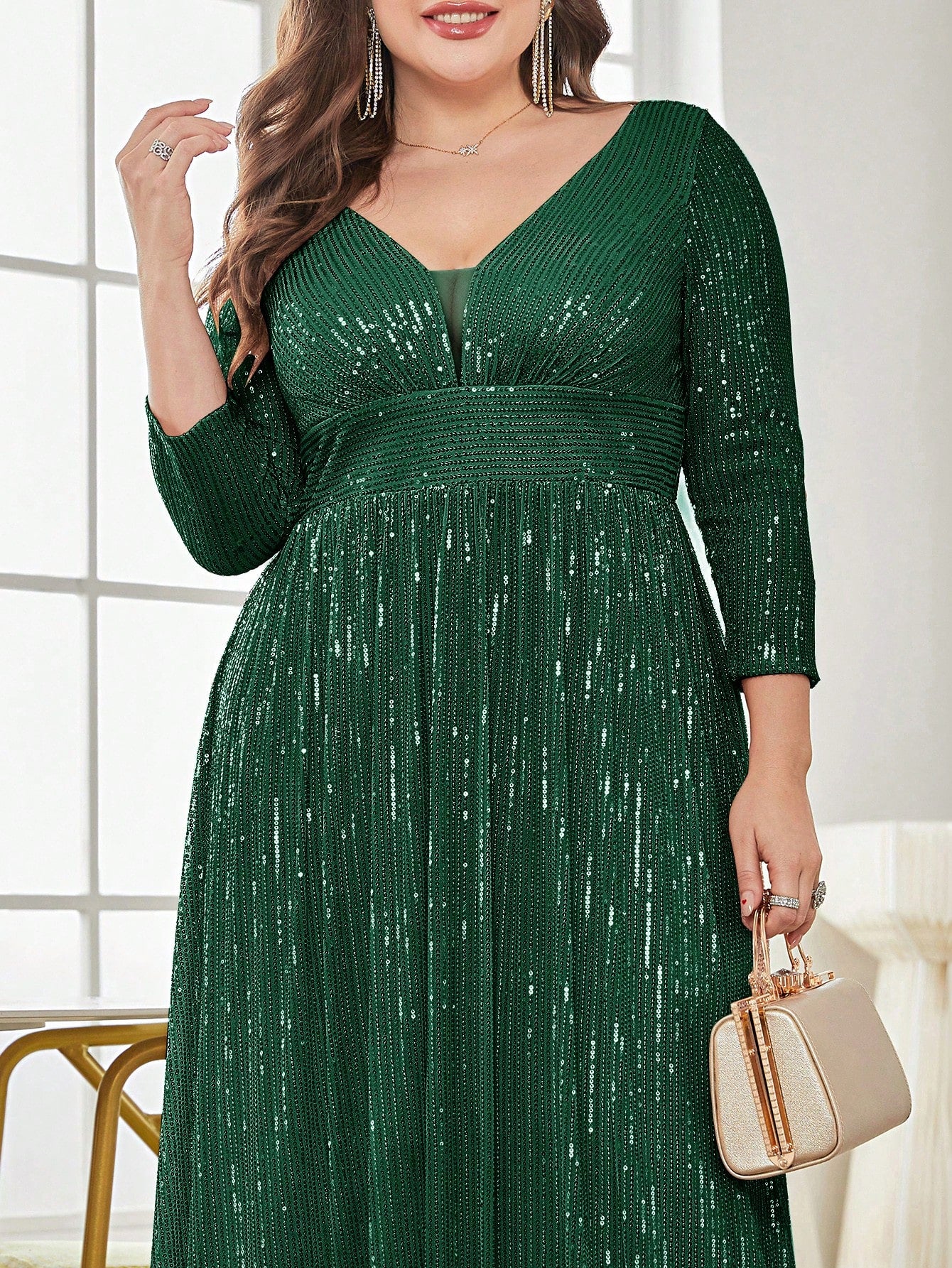 Plus Plunging Neck Sequin Party Dress | XUIBOL