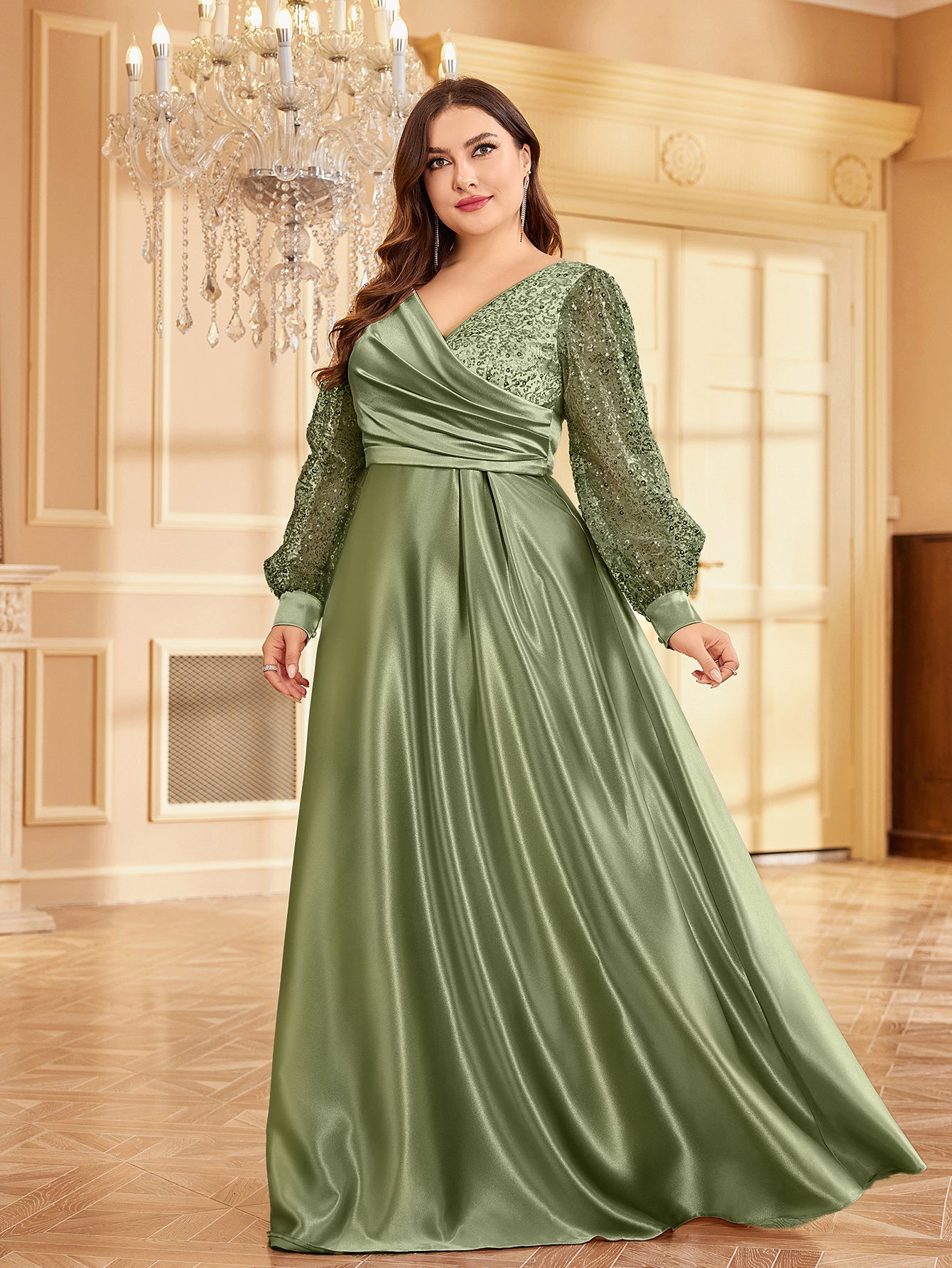 Plus Size Luxury Gold Sequin V-Neck Evening Dress | XUIBOL