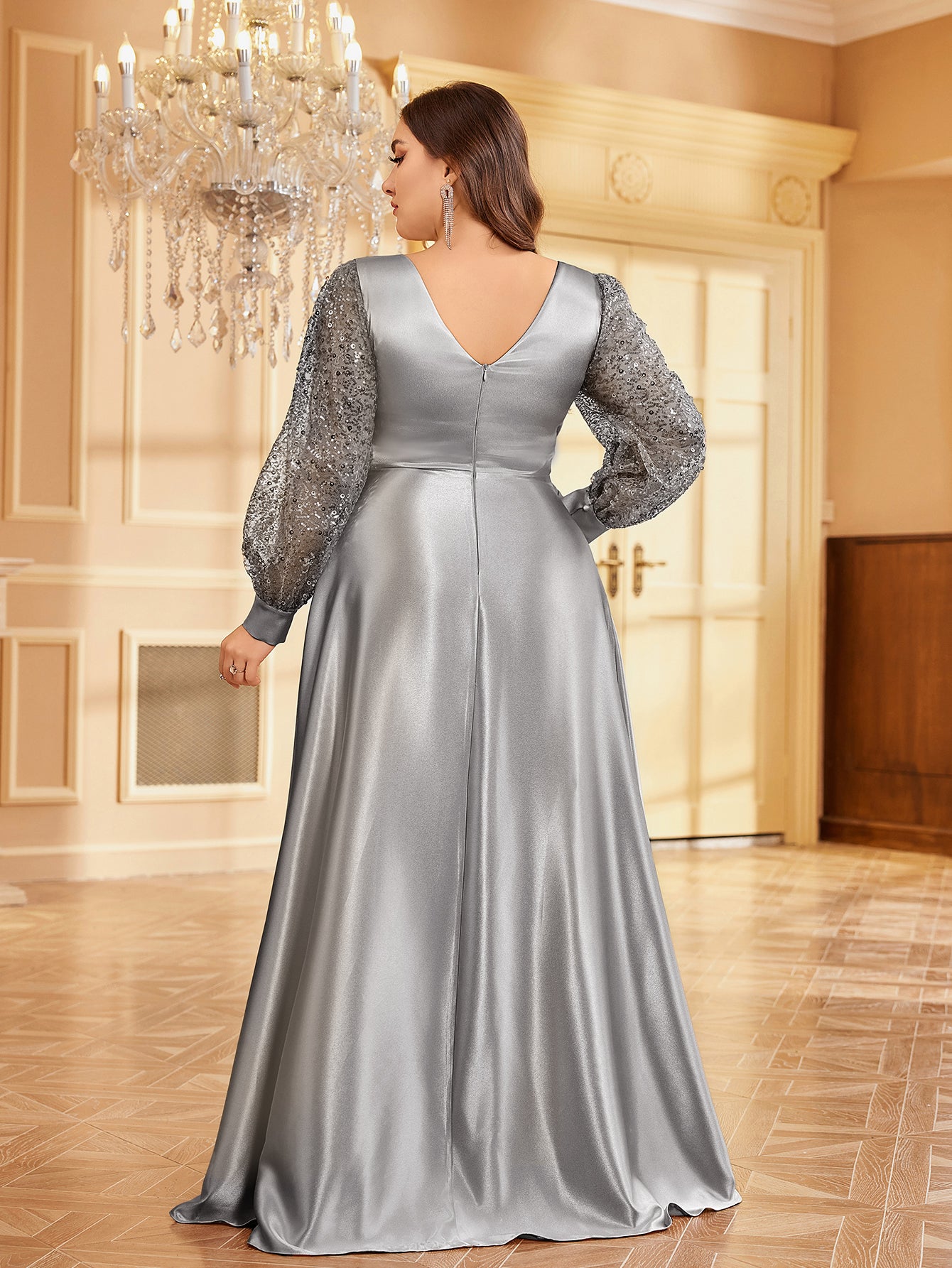 Plus Size Luxury Gold Sequin V-Neck Evening Dress | XUIBOL