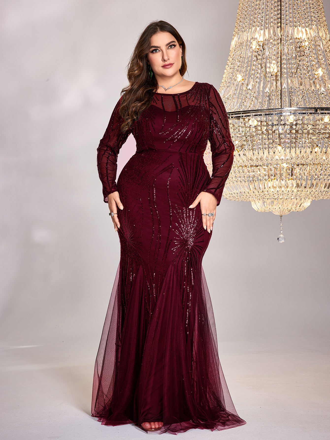 Plus Size Elegant Long Sleeves Sequin Evening Dresses | XUIBOL