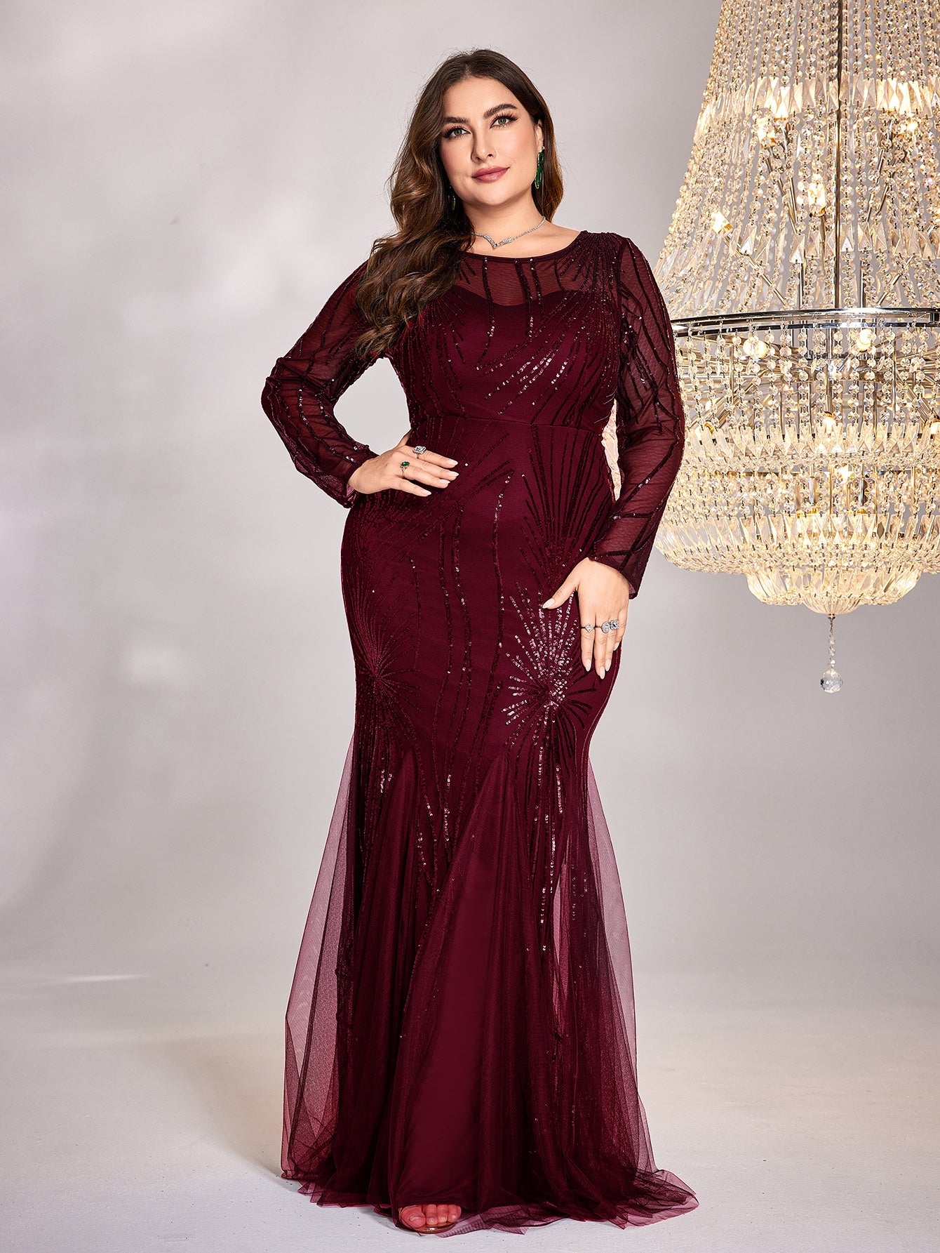 Plus Size Elegant Long Sleeves Sequin Evening Dresses | XUIBOL