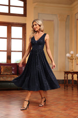Elegant V Neck Sleeveless Sequins Cocktail Dress