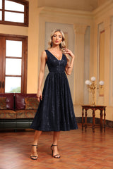 Elegant V Neck Sleeveless Sequins Cocktail Dress