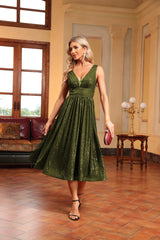 Elegant V Neck Sleeveless Sequins Cocktail Dress