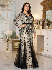 Cream‑Black Floral Sequin Slit Mermaid Plus Size Evening Gown