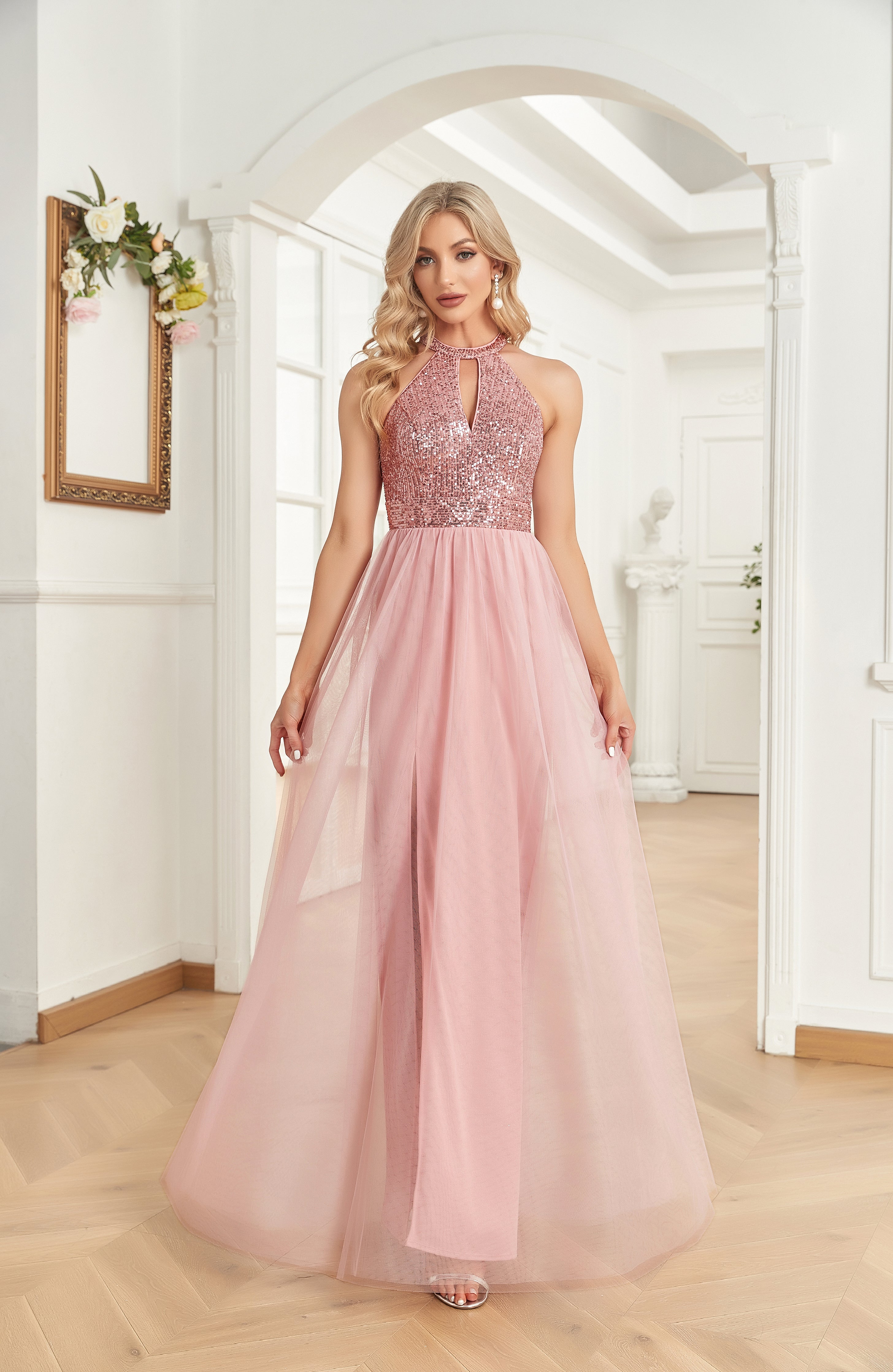 XUIBOL | Sequin_Dress_With_Cutout_Halter_Neck_Pink1