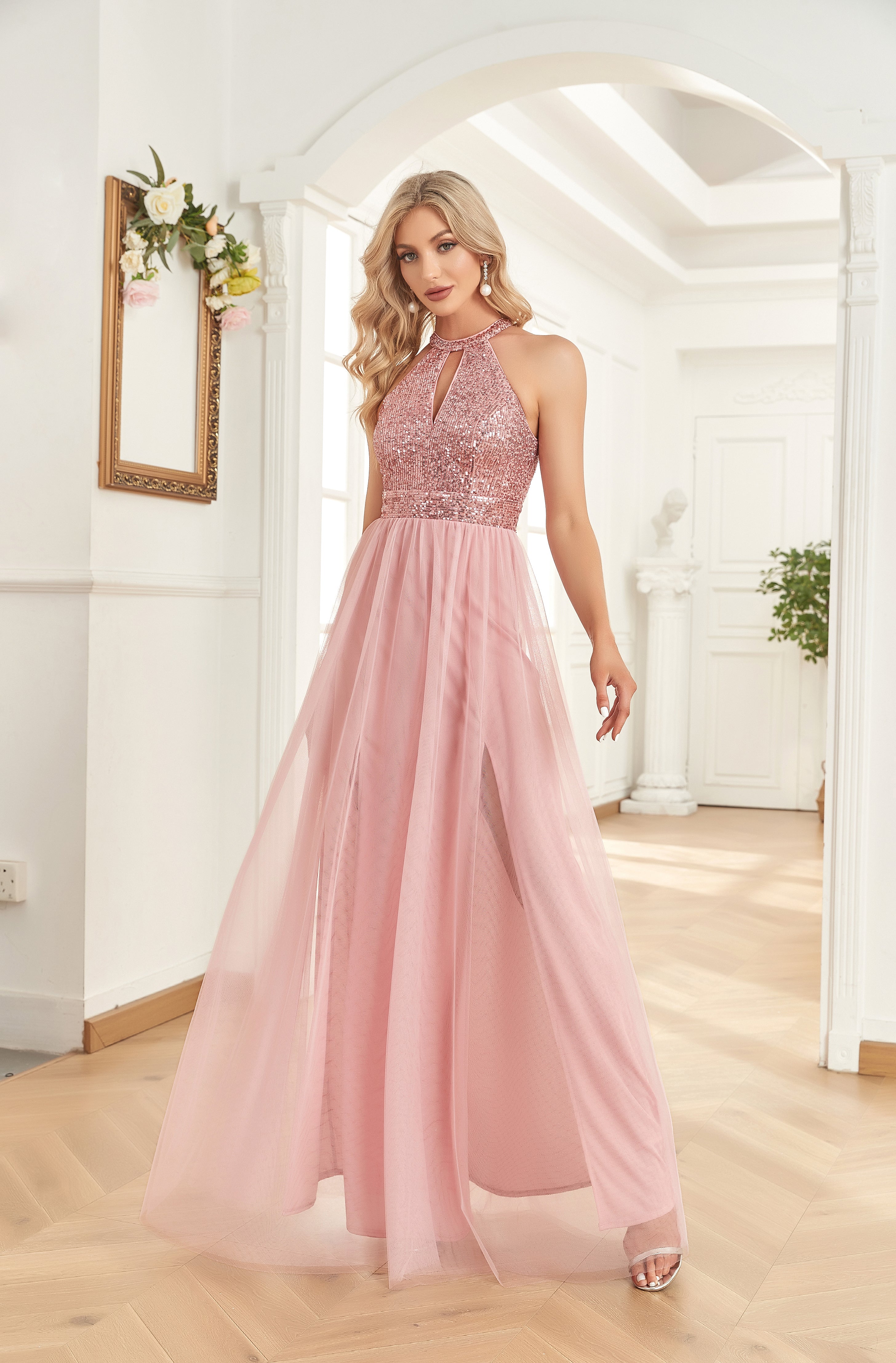 XUIBOL | Sequin_Dress_With_Cutout_Halter_Neck_Pink3