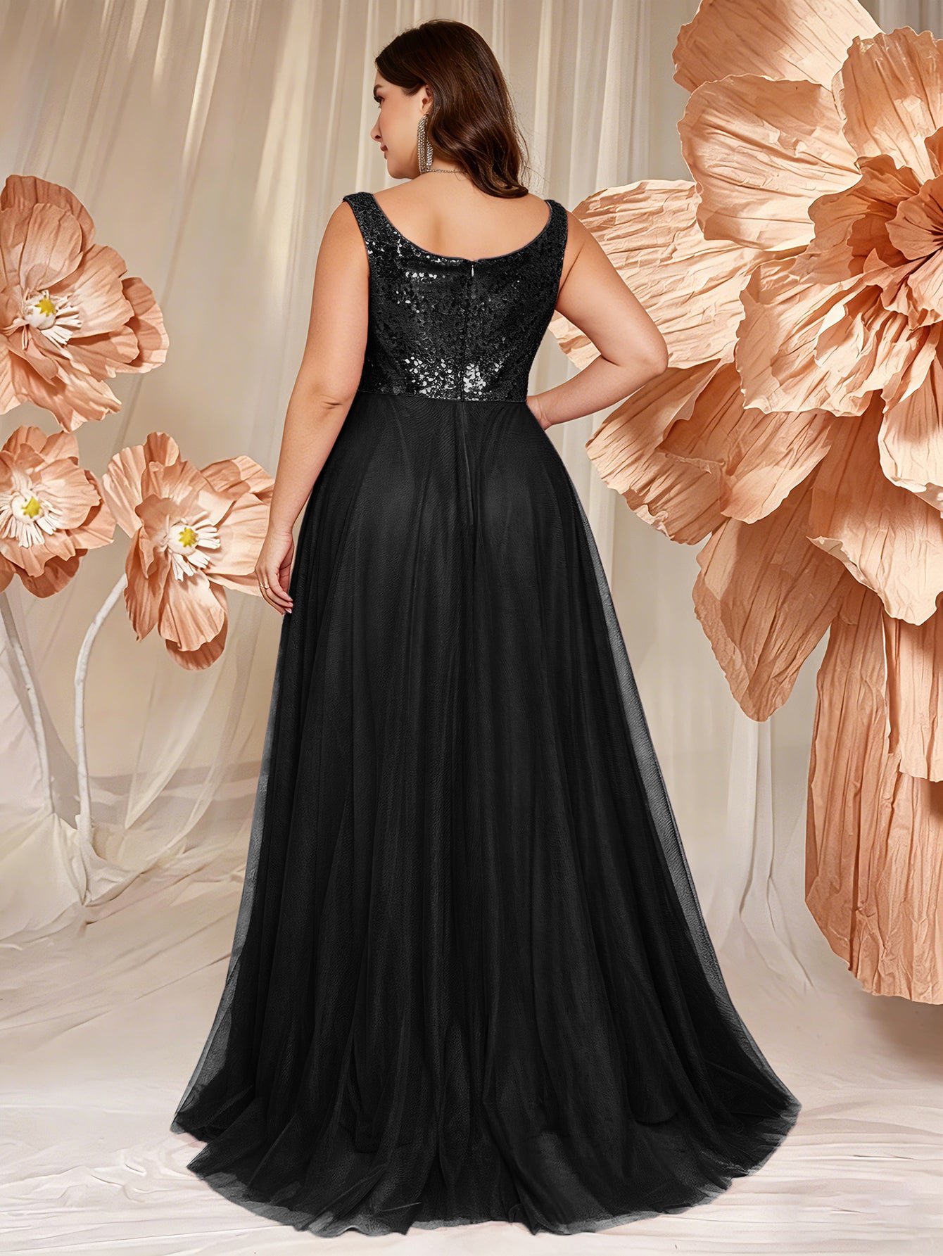 V-neck Long Sleeveless Sequined Embroidered Dress
