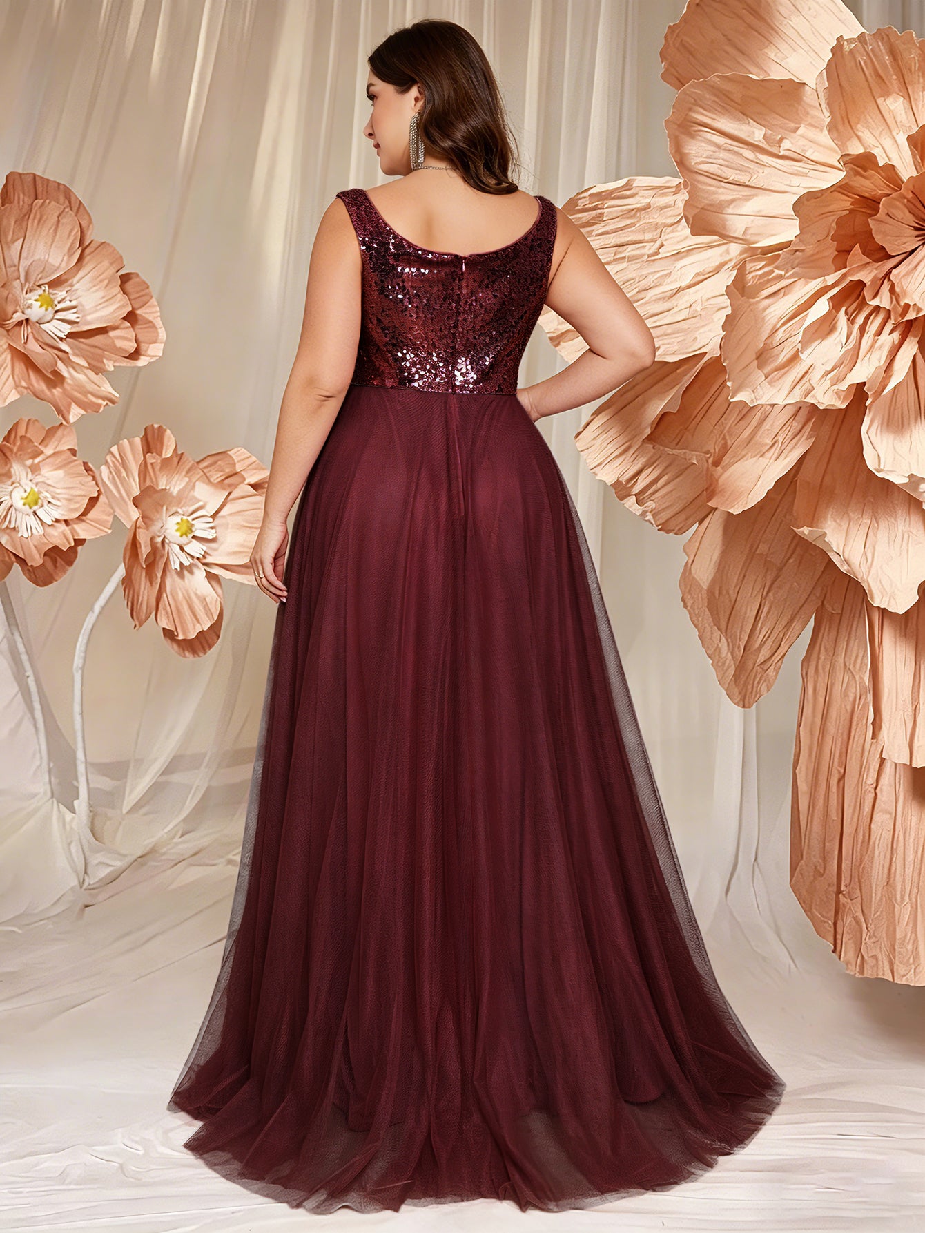 V-neck Long Sleeveless Sequined Embroidered Dress