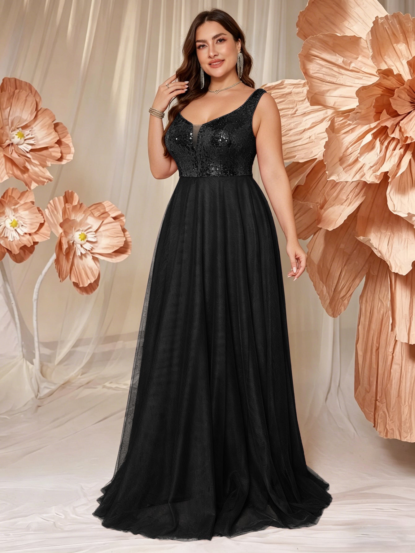 V-neck Long Sleeveless Sequined Embroidered Dress