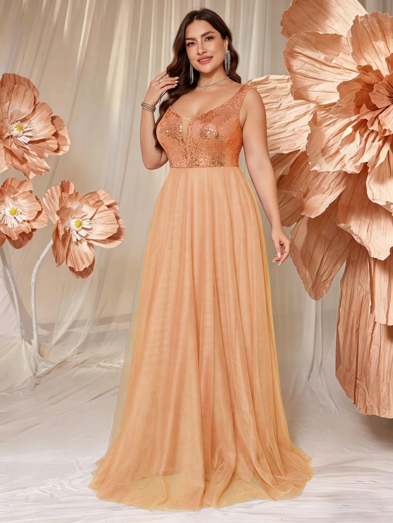 V-neck Long Sleeveless Sequined Embroidered Dress