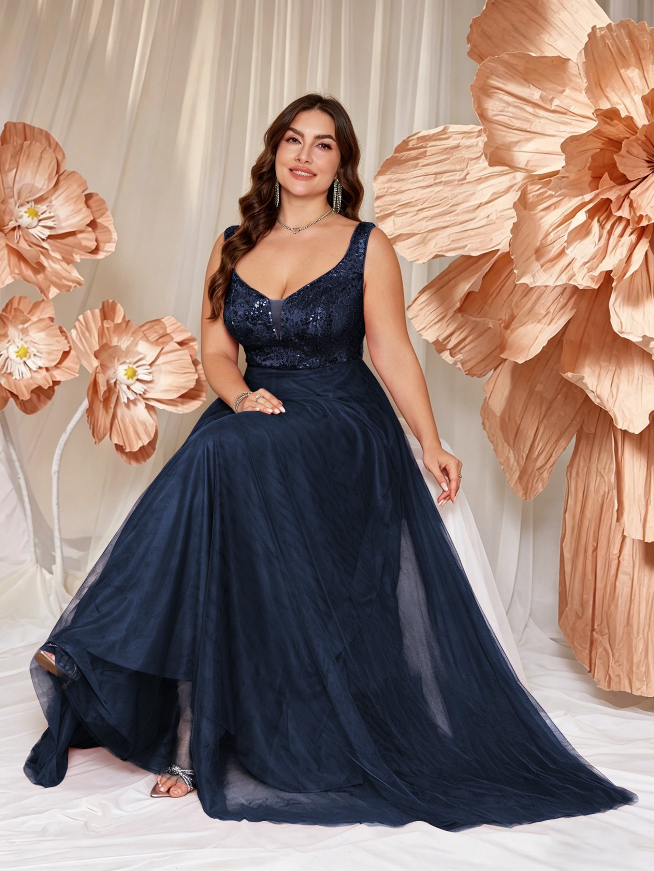 V-neck Long Sleeveless Sequined Embroidered Dress