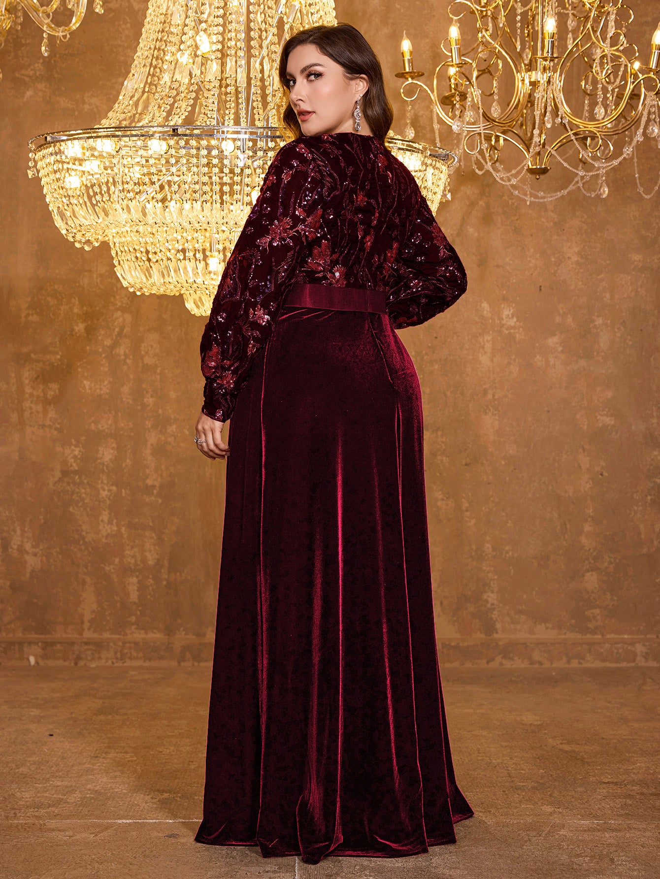 V-Neck Elegant Long Sleeved Sequined Heavy-Duty Dress For Formal Occasions