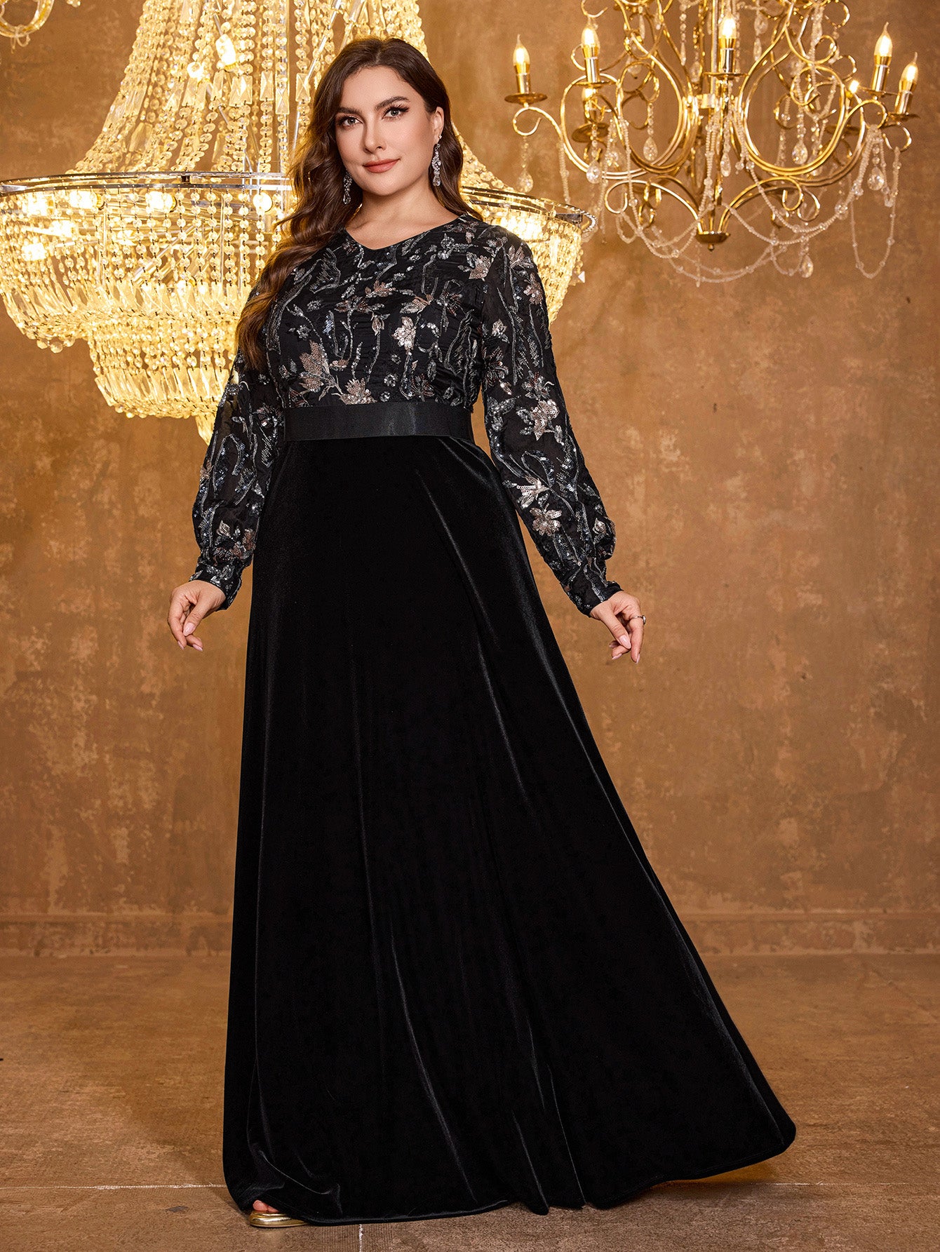 V-Neck Elegant Long Sleeved Sequined Heavy-Duty Dress For Formal Occasions