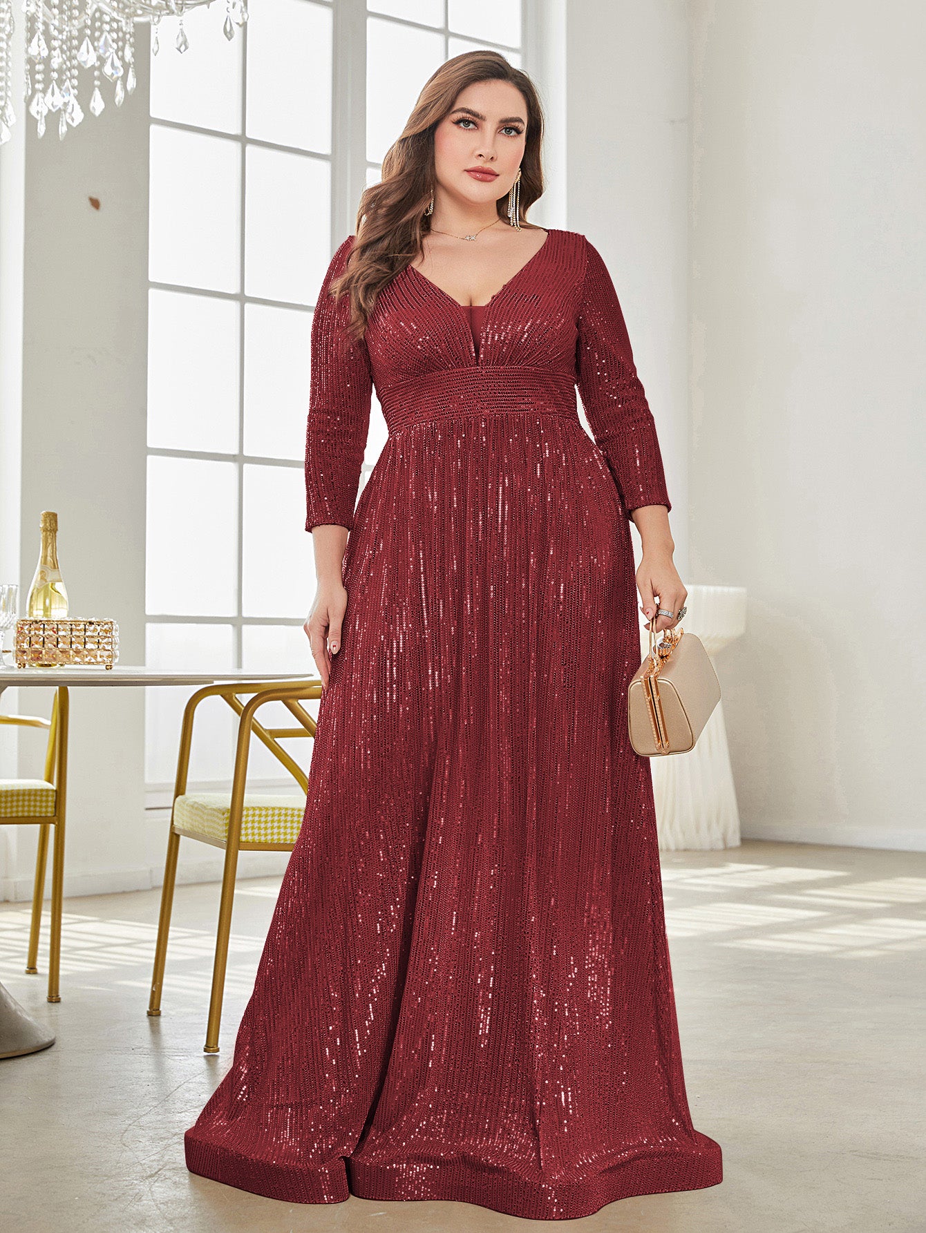 Plus Size Luxury V-Neck Long Sleeves Sequins Evening Dress | XUIBOL