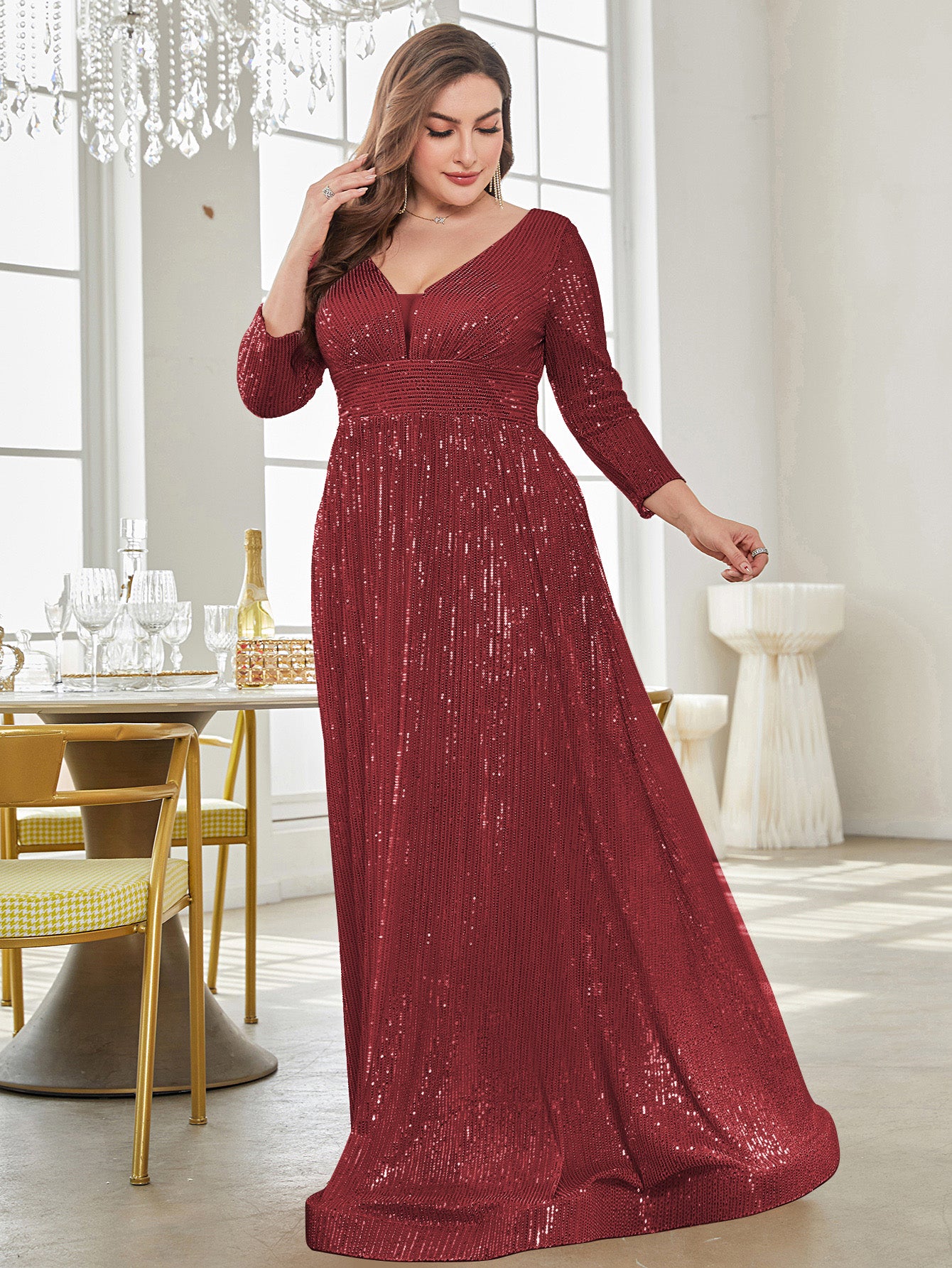 Plus Size Luxury V-Neck Long Sleeves Sequins Evening Dress | XUIBOL